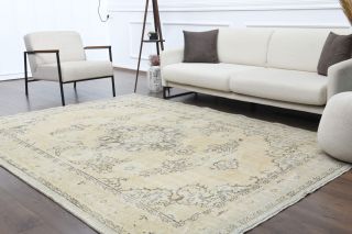 Orıental Vintage Area Rug - Thumbnail