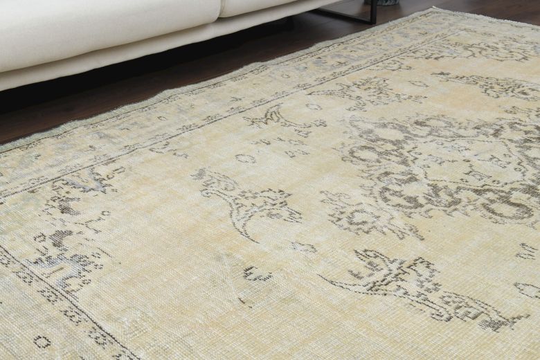 Orıental Antique Anatolian Area Rug