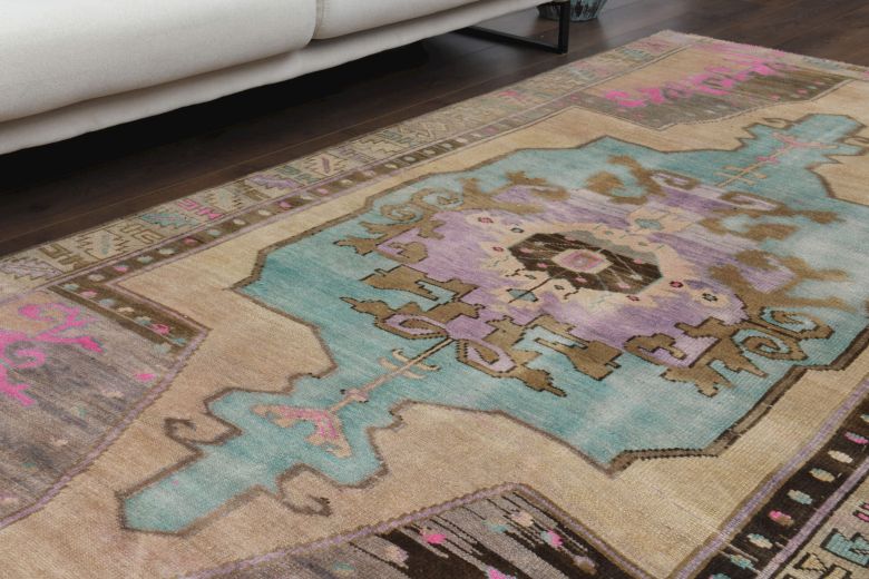 Nomadic - Turkish Vintage Anatolian Area Rug