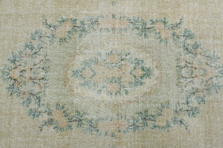 Circlet - Moss Green Vintage Carpet