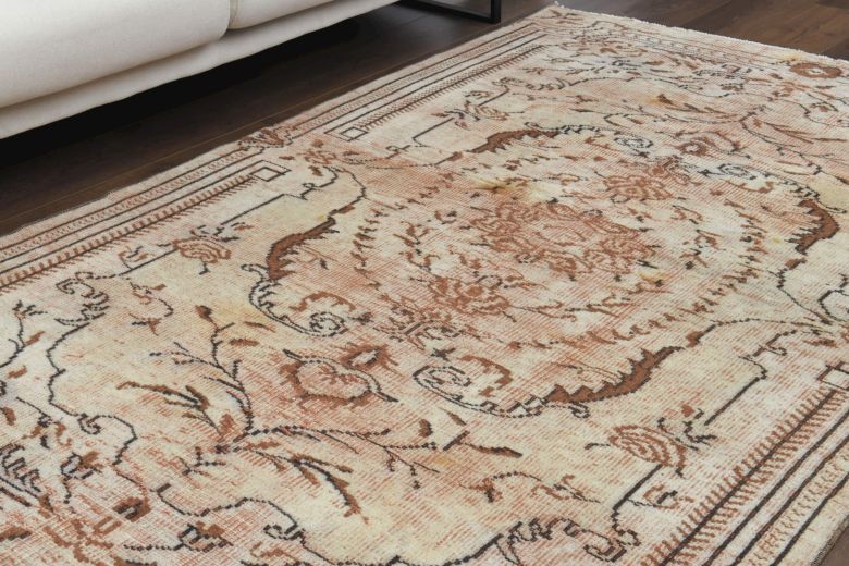 Tiger - One-of-a-kind Vintage Oushak Handmade Rug