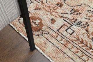 Tiger - One-of-a-kind Vintage Handmade Rug - Thumbnail