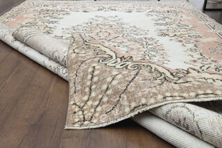 South-Anatolian Vintage Area Rug - Thumbnail