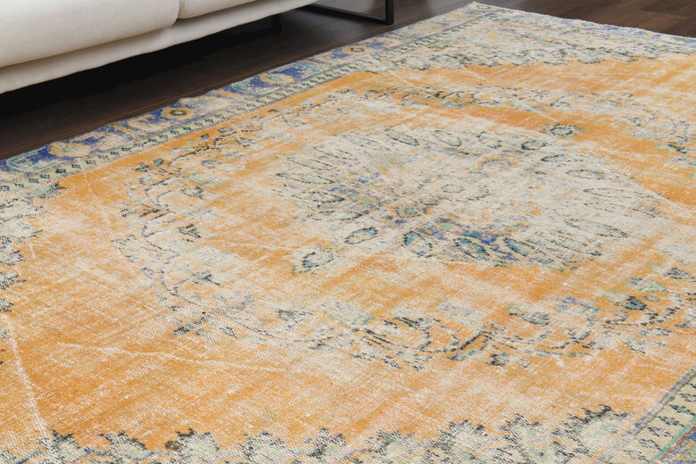 Mid-20th Century Area Anatolian Handwoven Wool Rug