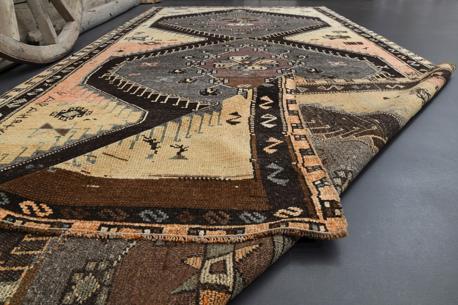 Rugser ® Handmade Vintage Rugs
