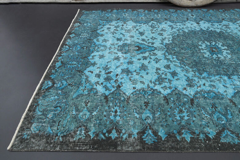 Blue Pattern Area Rug