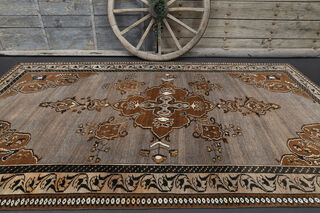 Vintage Area Rug - Thumbnail