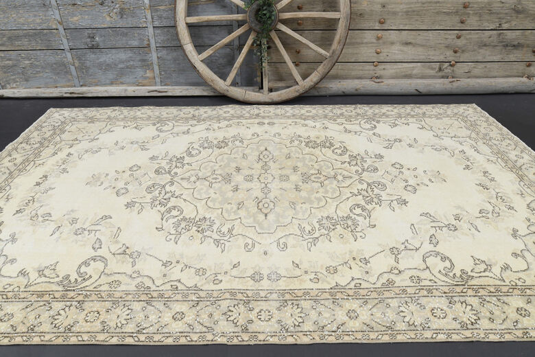 Handmade Medallion Anatolian Area Rug