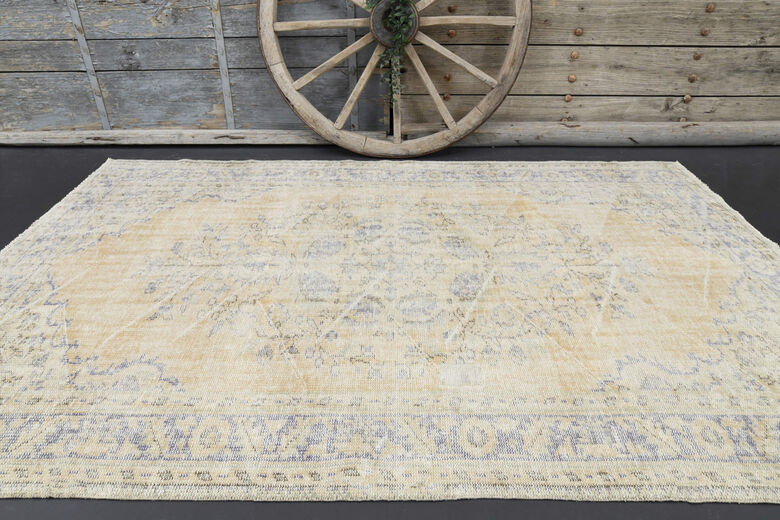 Semi-Antique Area Rug from 1940's