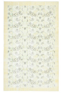 Farmhouse Area Rug - Thumbnail