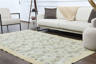 Farmhouse Area Rug - Thumbnail