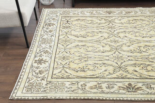 Handmade Cream Rug - Thumbnail