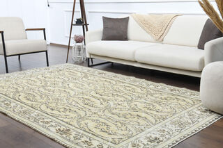 Handmade Cream Rug - Thumbnail