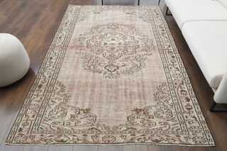 Handmade Medallion Area Rug - Thumbnail