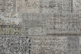 Oriental Vintage Area Rug - Thumbnail