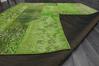 Moss Green Area Rug - Thumbnail