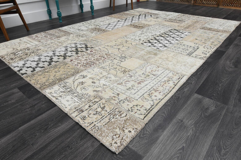 Vintage Cream Area Rug