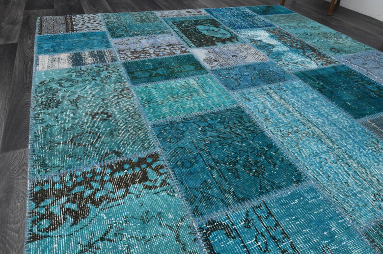  Vintage Blue Area Rug