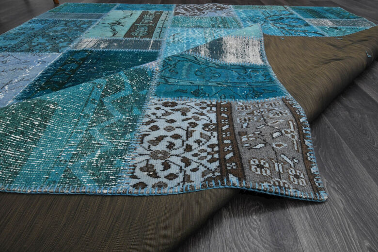  Vintage Blue Area Rug