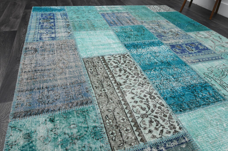 Vintage Turquoise Area Rug