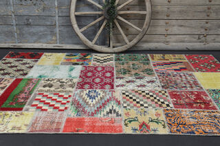 Handmade Vintage Oriental Rug - Thumbnail