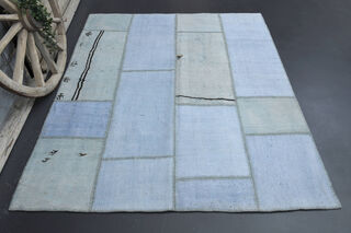 Handmade Vintage Large Area Rug - Thumbnail