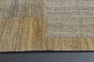 Handmade Vintage Kilim Area Rug - Thumbnail