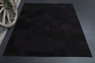 Deep Black - Vintage Area Rug - Thumbnail