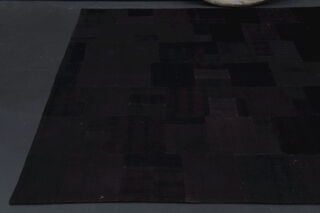 Deep Black - Vintage Area Rug - Thumbnail