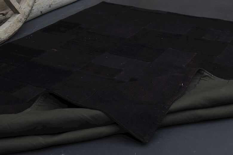 Deep Black - Vintage Area Rug