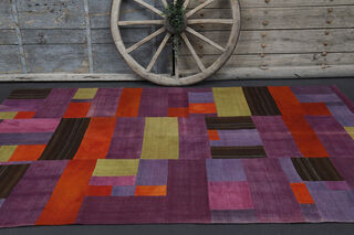 Violet - Handmade Vintage Area Rug - Thumbnail