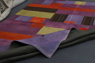 Violet - Handmade Vintage Area Rug - Thumbnail