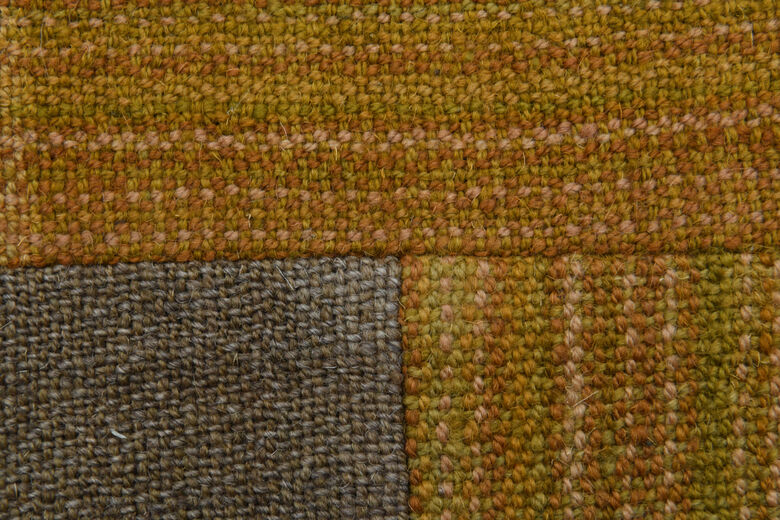 Muted Yellow - Mid Century Vintage Rug