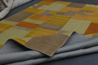 Muted Yellow - Mid Century Vintage Rug - Thumbnail