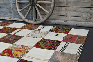 Summer Creation - Vintage Anatolian Carpet - Thumbnail