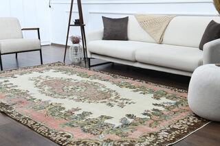 Handmade Vintage Area Anatolian Rug - Thumbnail
