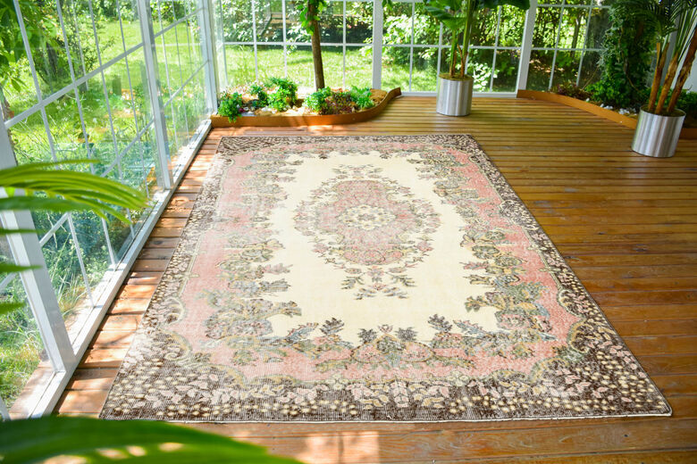 Handmade Vintage Area Anatolian Rug