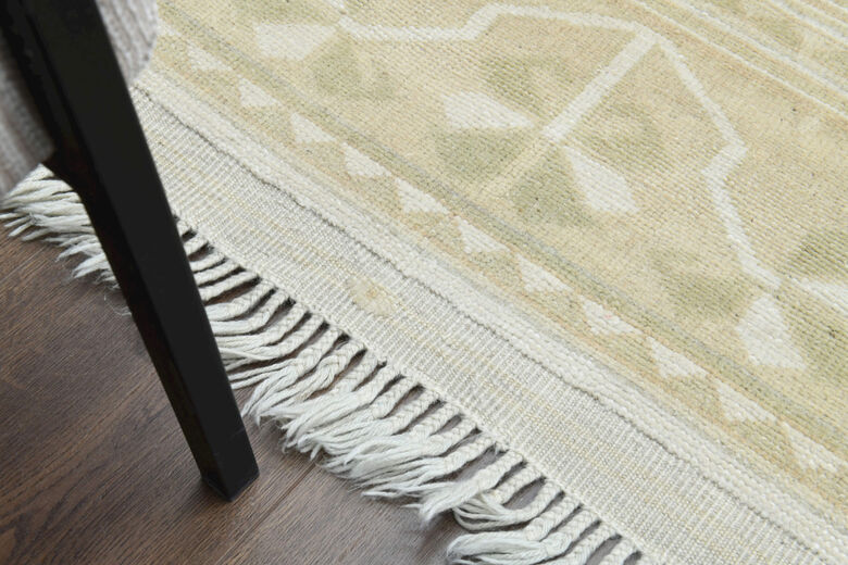 Neutral Vintage Area Rug