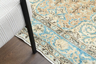 Oriental Vintage Area Rug - Thumbnail