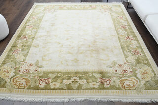 Square Framed Vintage Area Rug - Thumbnail