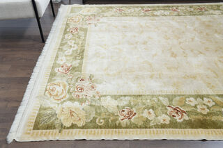 Square Framed Vintage Area Rug - Thumbnail