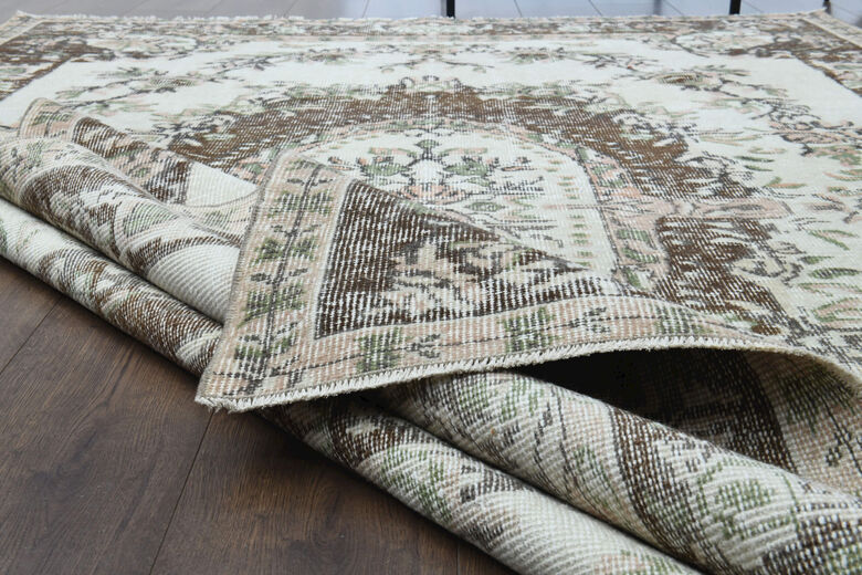 Oriental Vintage Area Anatolian Rug