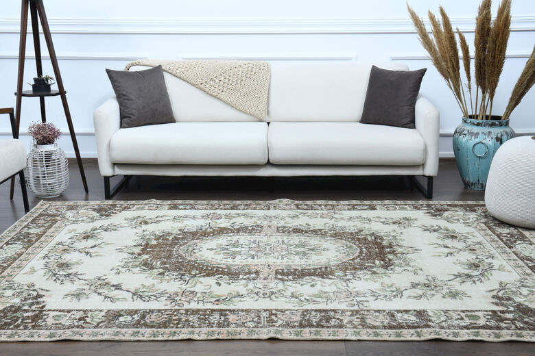 Oriental Vintage Area Anatolian Rug