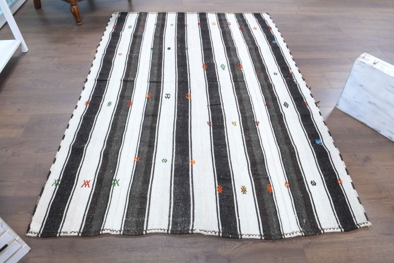 Handmade Flatweave Vintage Rug