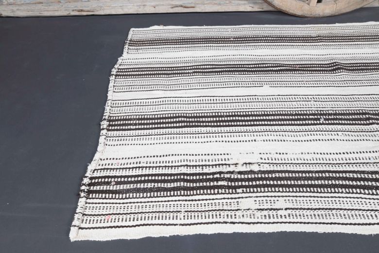 Handmade Vintage Rug