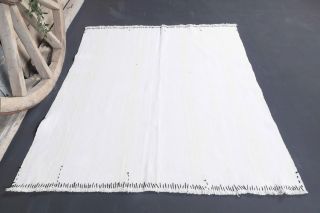 White Flatweave Carpet - Thumbnail