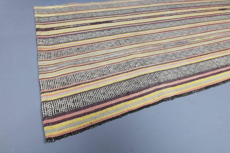 Handmade Vintage Flatweave Rug