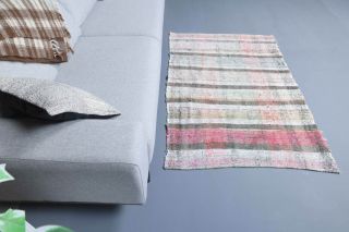 Accent Vintage Rug - Thumbnail