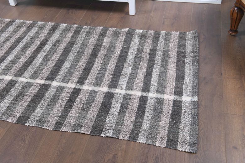 Handmade Vintage Kilim Rug