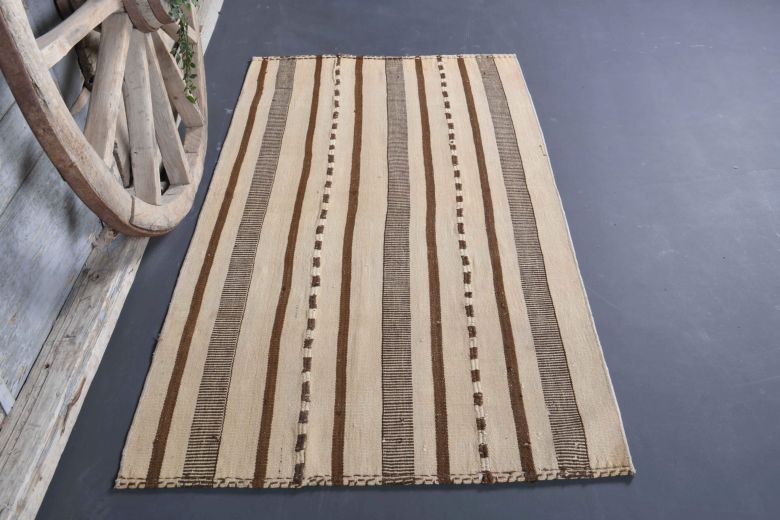 Handmade Vintage Kilim Rug